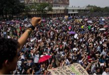 Exigen desarticulación total de grupos porriles al interior de la UNAM