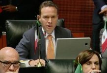 En segunda votación, Senado aprueba licencia de Manuel Velasco; Monreal lo defiende