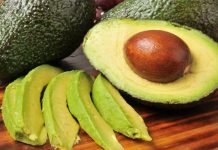 Universidades de EE.UU. pagarán a personas que deseen consumir aguacate