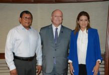 Se reúne Rector con integrantes del equipo de transición para definir detalles del Foro de Pacificación