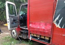 POLICÍA MUNICIPAL LOCALIZA VEHÍCULO DE EMPRESA CERVECERA, RESCATA A 4 EMPLEADOS Y CAE PRESUNTO DELINCUENTE