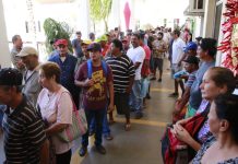 Reciben 300 pescadores apoyos económicos