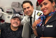 Sin dejarse ver, Maradona llegó a México; volará a Culiacán al mediodía