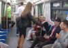 Mujer le echó cloro en la entrepierna a varios hombres en un metro porque llevaban las piernas abiertas.