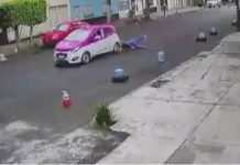 Para no pagar multa, taxista huye y arrastra a afectada por la calle