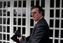 Ebrard revela lista de presidentes y altos mandos para toma de posesión de AMLO