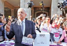 ‘La consulta va muy bien e irá mejor’: López Obrador