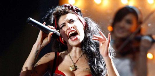 Amy Winehouse regresará a los escenarios como holograma