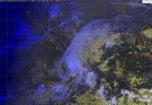 Willa se localizó a 215 km al suroeste de las costas de Jalisco como huracán categoría 5
