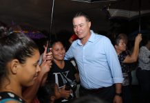 Atiende Quirino necesidades de los habitantes del sector sur de Culiacán