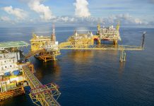 Precios del petróleo caen por nerviosismo a retorno de sanciones contra crudo de Irán