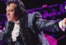 Reviven audio de Juan Gabriel enviado hace 8 meses a su exmánager