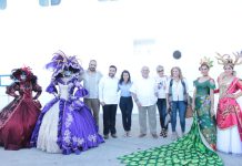 Recibe el Químico Benítez a turistas del crucero Carnival Splendor
