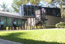 Arquitectura de la UAS Construye Oficinas con Contenedores Marítimos