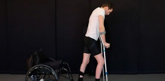 Tres pacientes parapléjicos recuperaron el control de sus músculos gracias a un revolucionario método