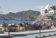¡Regresaron los Vendedores al Malecón!