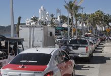 Más Autos, Aunque No Hay Congestionamientos Todavía
