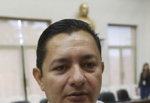 Clausurados cuatrocientos anuncios de Grupo Modelo en toda la ciudad