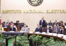 Consejeros del INE presentarán controversia por PEF 2019