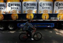 Grupo Modelo pide devolución millonaria de impuestos; Corte lo impide