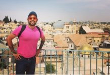 Mauricio Clark presenta a su novia