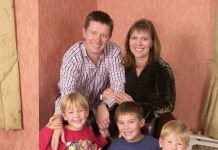 Un millonario británico descubre tras 21 años de triple paternidad que es estéril de nacimiento