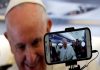 El papa Francisco abre su perfil en app religiosa para orar
