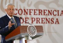 Acusan a ‘gober’ de Michoacán de ir a Europa y no atender a CNTE