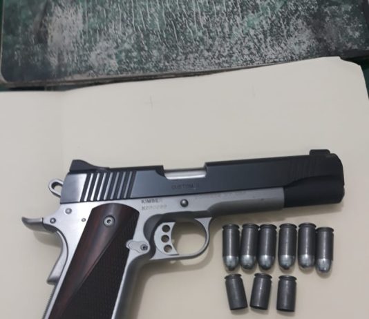 Caen ocho por dispara al aire en año nuevo