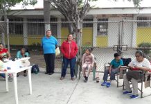 Toman padres de familia el CAM 23 por unas horas