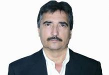 SIN QUITARLE NI PONERLE El cachondeo del Peje