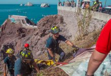 Practican rescate vertical