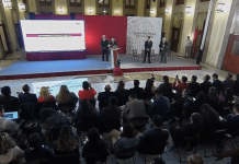 AMLO ayudará a pagar créditos de Infonavit para obtener escrituras