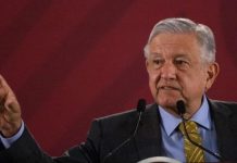 Con un reconocimiento, AMLO premiará a bancos que bajen sus comisiones