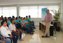 PARTICIPAN ALUMNOS EN CONFERENCIA SOBRE IMPACTO AMBIENTAL