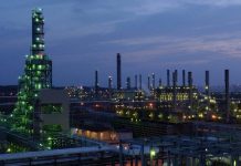 Pemex eleva 38% su producción de gasolina durante febrero