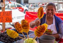 ¡Se Pela el Mango, se Chupa el Mango!….