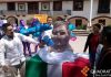 Develan busto de López Obrador, obra de escultor polémico