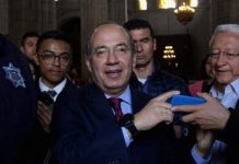 Calderón tiene 12 guardias y Fox 5, revela AMLO