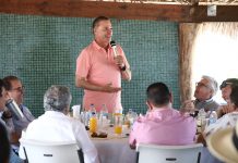 Cumple Quirino con dotar de agua potable a Yameto