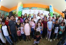 Festeja Rosy Fuentes a los niños y niñas del Hospital Pediátrico