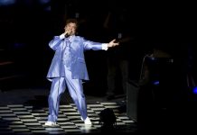 Video: El día que Notre Dame rindió homenaje a Juan Gabriel