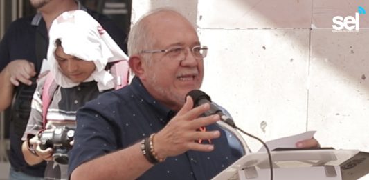 Alcalde Dice que Publicará Medios de Prensa que Cobran en su Gobierno