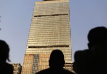 Moody’s advierte más presión a finanzas de México por refinería