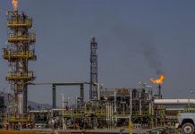 AMLO declara desierta licitación para construir refinería de Dos Bocas; Pemex y Energía harán la obra