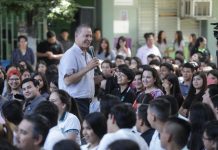 Entrega Quirino obras para Cobaes