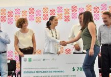 Becarán a todos los estudiantes de CDMX con 330 pesos