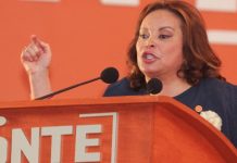 SNTE dice que Elba Esther no podría ser su dirigente otra vez