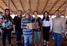 Por tercer año consecutivo DIF Sinaloa entrega apoyos a familias de pescadores