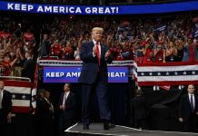 Donald Trump promete arrasar a rivales en 2020